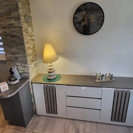 Holiday home Le Geai Des Chenes *