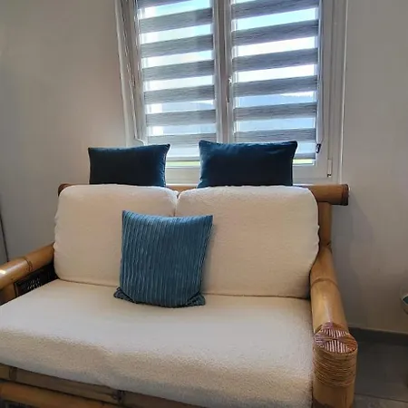 Holiday home Le Geai Des Chenes *